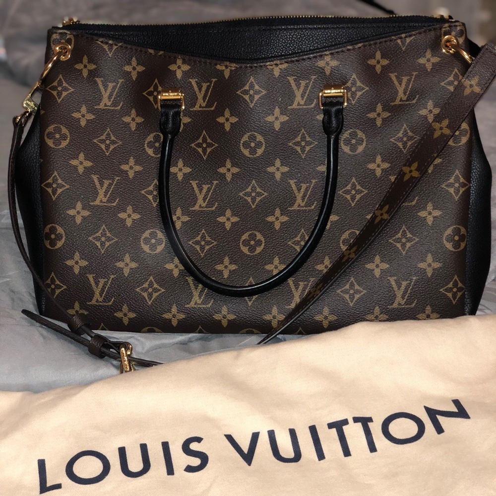 Louis Vuitton Pallas handbag